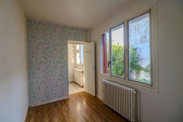 Maison Nevers 118 m2, 3 chambres, secteur Aquabalt, 2h30 PARIS, proche commerces et écoles, NEVERS, garage, cave