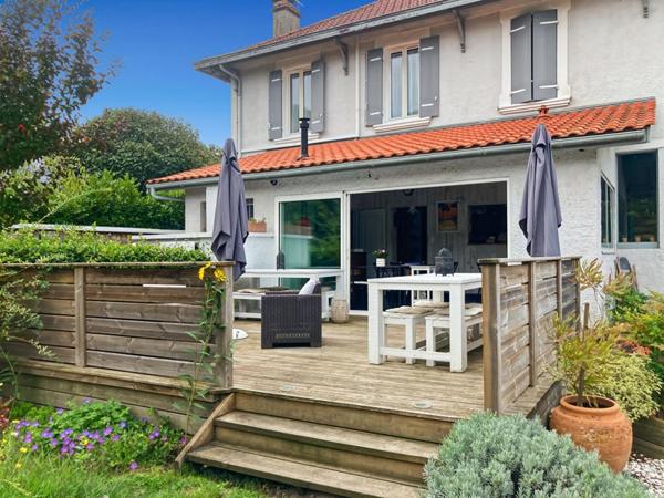 Double propriété pleine de charme à 1 min du lac de Biscarrosse