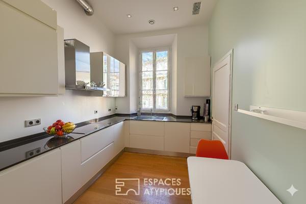 Élégance intemporelle pour cet appartement d’exception – Carré d’or