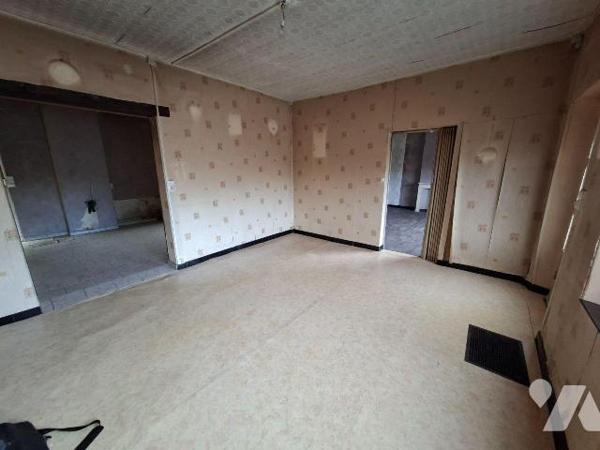 FOURMIES (59610) MAISON A VENDRE
Maison individuelle, à rénover, de 80 m2 habitable,  comprena...