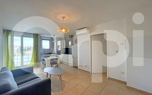 Appartement à vendre    1 pièce • 43,65 m2 Marseille 15