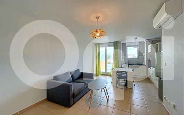 Appartement à vendre    1 pièce • 43,65 m2 Marseille 15