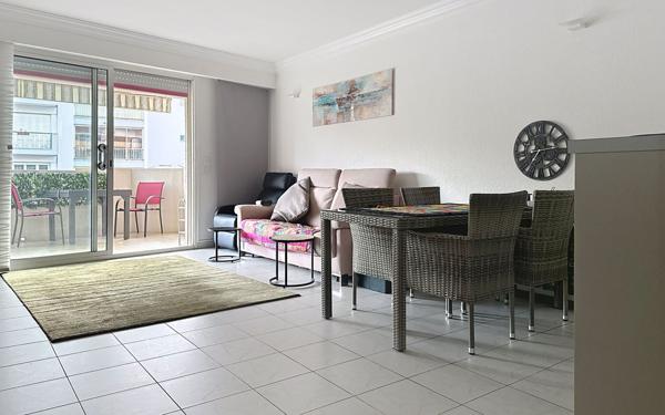Appartement à vendre    2 pièces •  Juan-les-Pins - Antibes