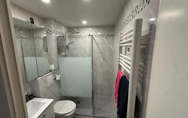 Appartement à vendre    2 pièces •  Juan-les-Pins - Antibes