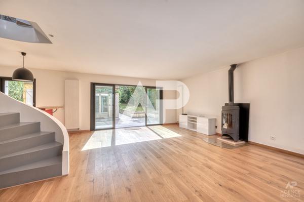 Maison Rueil Malmaison 6 pièce(s) 148 m2 €1 100 000 ** - Référence 19631