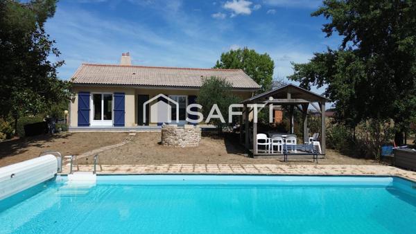Maison familiale avec piscine et grand terrain