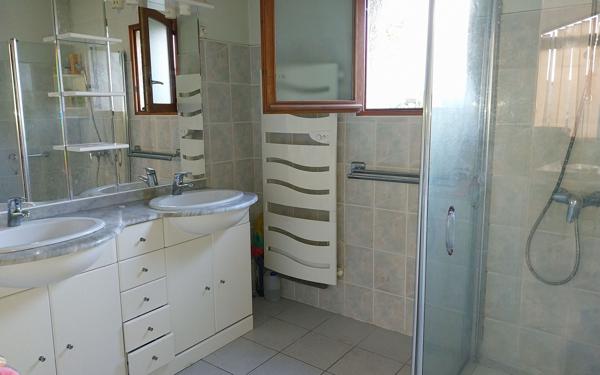 Maison à vendre    6 pièces •  La Ville-Dieu-du-Temple