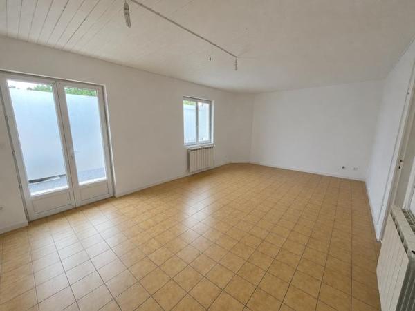 Maison à louer 1 050 € CC Audenge 3 p 75 m² DPE C
