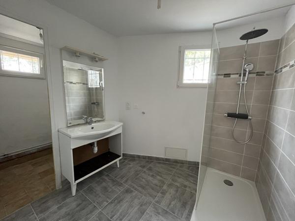 Maison à louer 1 050 € CC Audenge 3 p 75 m² DPE C