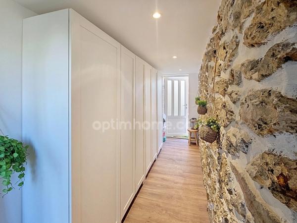 Maison de ville 3 pièces avec garage et jardin à vendre à CARRIERES SOUS POISSY (78)