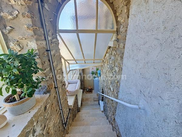 Maison de ville 3 pièces avec garage et jardin à vendre à CARRIERES SOUS POISSY (78)