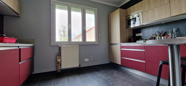 Centre-Ville ST JULIEN DE CONCELLES.