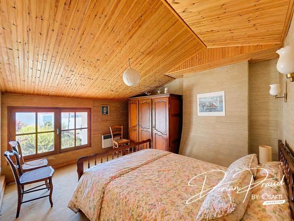 Maison 4 chambres + piscine sur un terrain de 730 m²