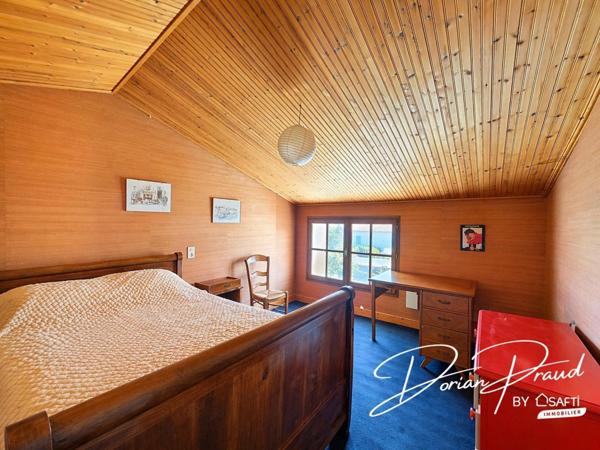 Maison 4 chambres + piscine sur un terrain de 730 m²