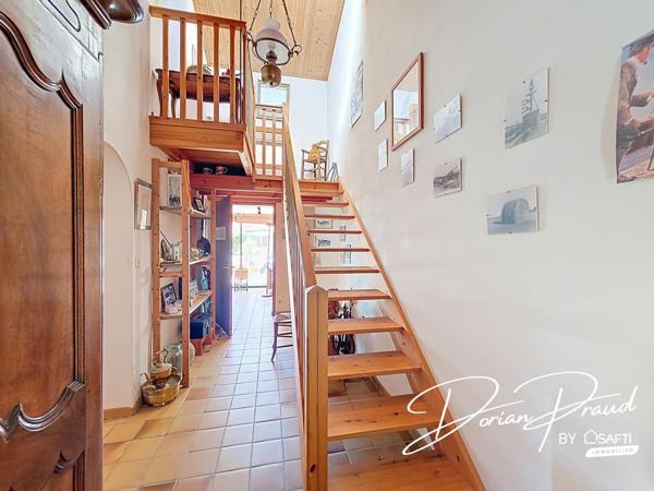 Maison 4 chambres + piscine sur un terrain de 730 m²