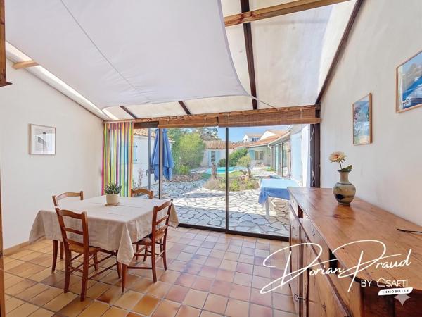Maison 4 chambres + piscine sur un terrain de 730 m²