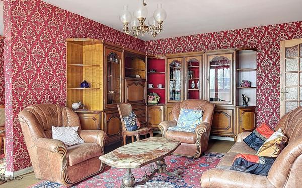 Appartement à vendre    4 pièces • 102,21 m2 Maisons-Alfort