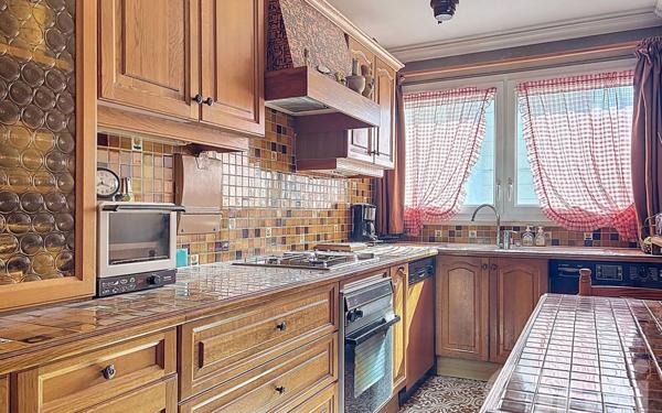 Appartement à vendre    4 pièces • 102,21 m2 Maisons-Alfort