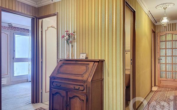 Appartement à vendre    4 pièces • 102,21 m2 Maisons-Alfort