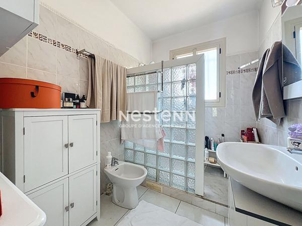 VALLAURIS - Maison - 230m² - Terrain 525m² - Projet promoteur - Hauteur autorisé - Proche commodités