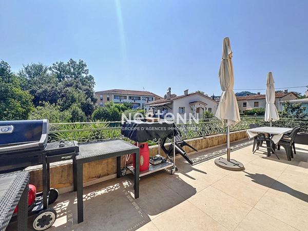 VALLAURIS - Maison - 230m² - Terrain 525m² - Projet promoteur - Hauteur autorisé - Proche commodités