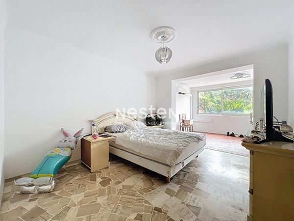 VALLAURIS - Maison - 230m² - Terrain 525m² - Projet promoteur - Hauteur autorisé - Proche commodités