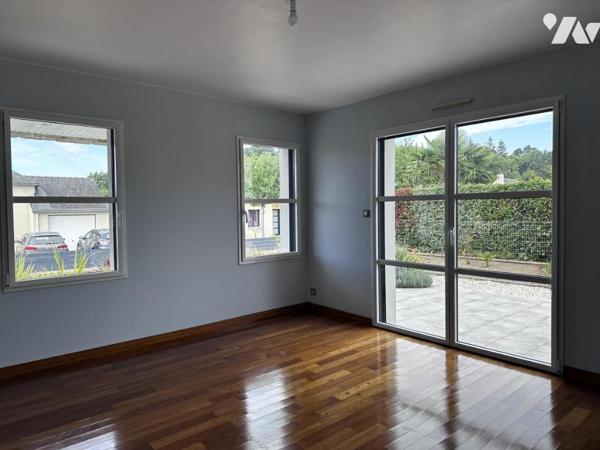 A VENDRE PLOEREN (56) MAISON CONTEMPORAINE DE QUALITE PROCHES VANNES ET COMMERCES