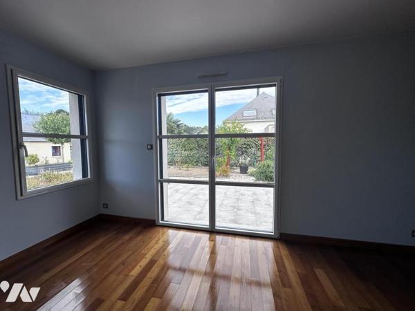 A VENDRE PLOEREN (56) MAISON CONTEMPORAINE DE QUALITE PROCHES VANNES ET COMMERCES