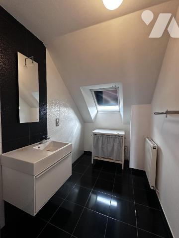 A VENDRE PLOEREN (56) MAISON CONTEMPORAINE DE QUALITE PROCHES VANNES ET COMMERCES