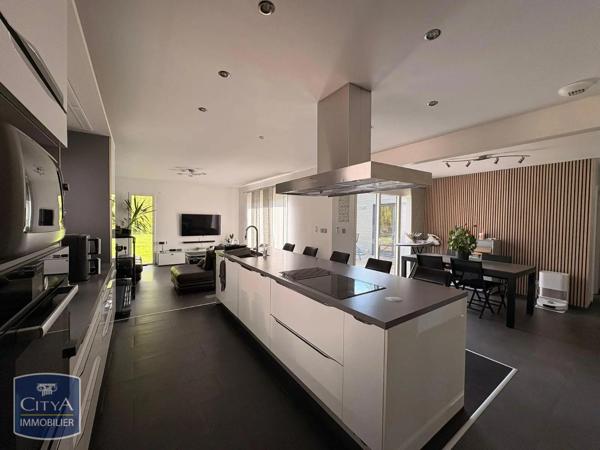 Maison à louer 5 pièces 134.2m² Longnes (78980)