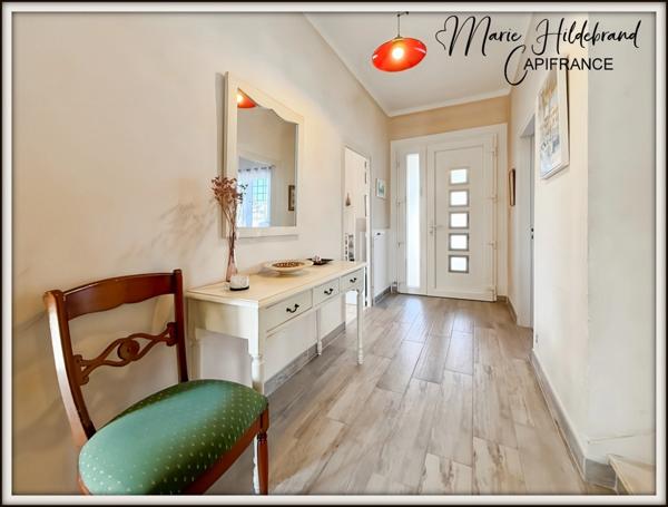 Maison 185m² rénovée + jardin de 1000m² + T2 indépendant + piscine – Valence-d’Agen