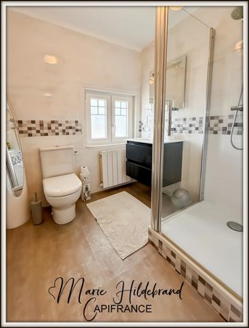 Maison 185m² rénovée + jardin de 1000m² + T2 indépendant + piscine – Valence-d’Agen
