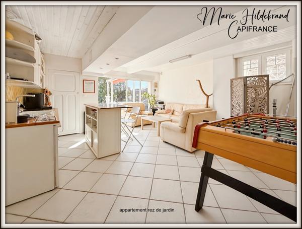Maison 185m² rénovée + jardin de 1000m² + T2 indépendant + piscine – Valence-d’Agen