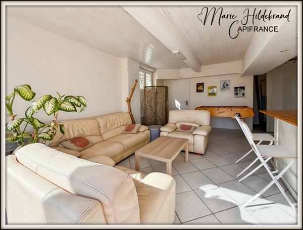 Maison 185m² rénovée + jardin de 1000m² + T2 indépendant + piscine – Valence-d’Agen