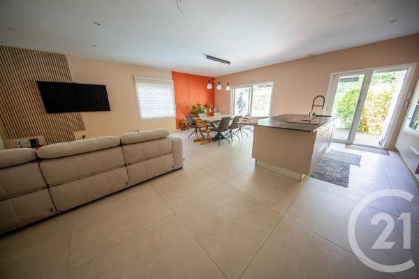 Maison à vendre  6 pièces - 133,14 m 2   LE TAILLAN MEDOC  - 33