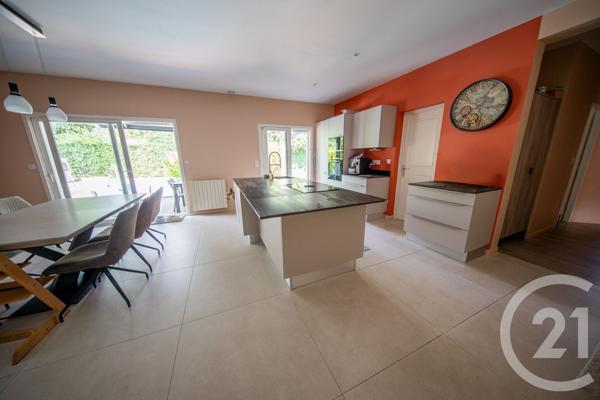 Maison à vendre  6 pièces - 133,14 m 2   LE TAILLAN MEDOC  - 33