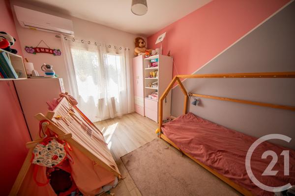 Maison à vendre  6 pièces - 133,14 m 2   LE TAILLAN MEDOC  - 33