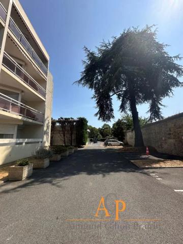 Parking / Box à louer à Caen (14000)
