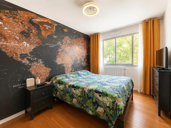 Appartement - 5 pièces - Vue Parc - Cave - Parking - Piscine - Tennis - Parc - Ligne 5 Tramway - Proche Parc Montcalm