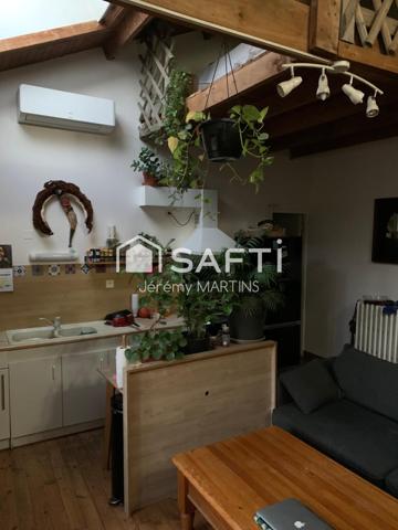 Jolie maison familiale sur les hauteurs au calme avec piscine