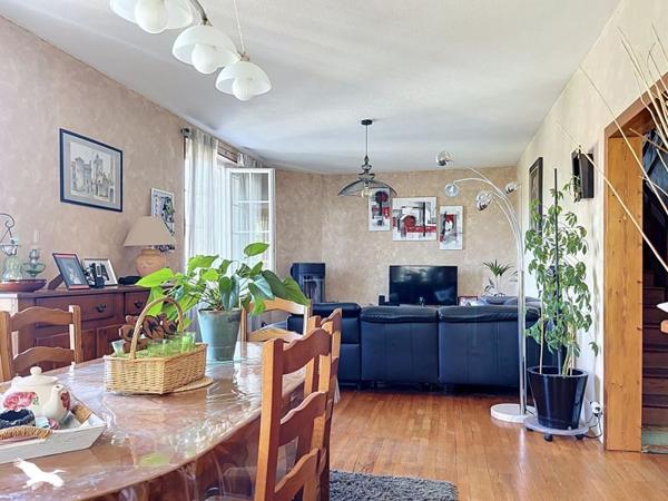 Maison 239 000 € Decazeville 6 p 138 m² DPE D