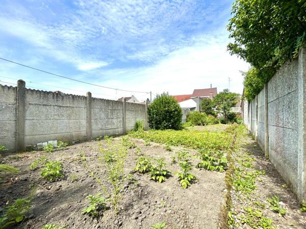 Maison de 89m², 2 chambres possible 3, jardin