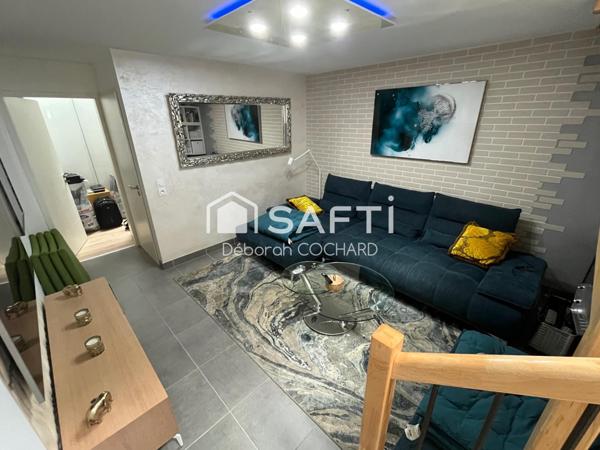 Appartement atypique en duplex au pied des commerces