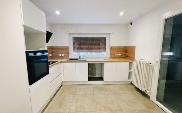 Appartement à vendre    3 pièces •  Aix-les-Bains