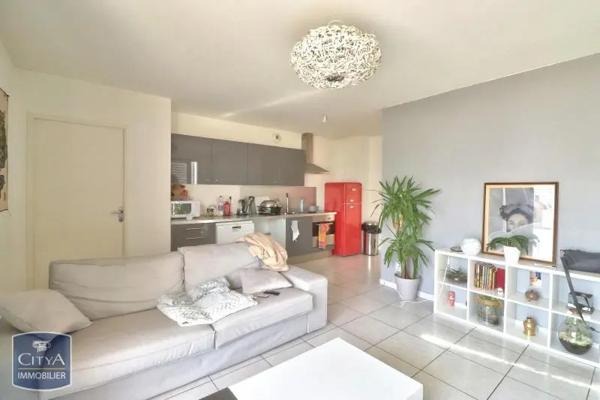 Appartement à louer 3 pièces 56.82m²