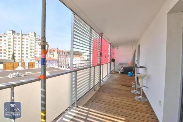 Appartement à louer 3 pièces 56.82m²