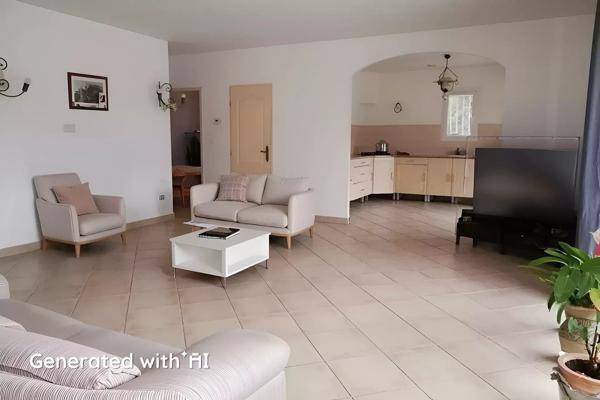 Location Maison 4 pièces 90 m2 à Pourrières