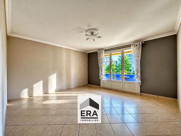 Appartement 3P avec BALCON, PARKING et CAVE