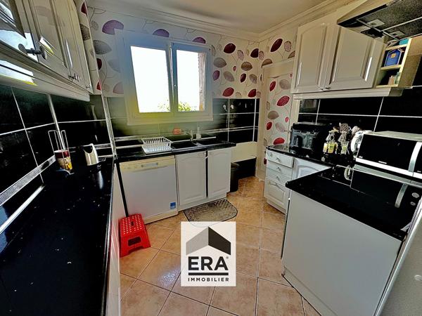 Appartement 3P avec BALCON, PARKING et CAVE