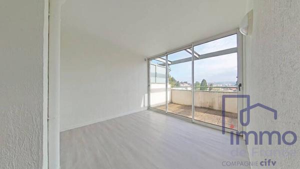 Appartement 5 pièces                                        - 42000 Saint-Étienne Réf : 2972-CIFVFOREZVELAY